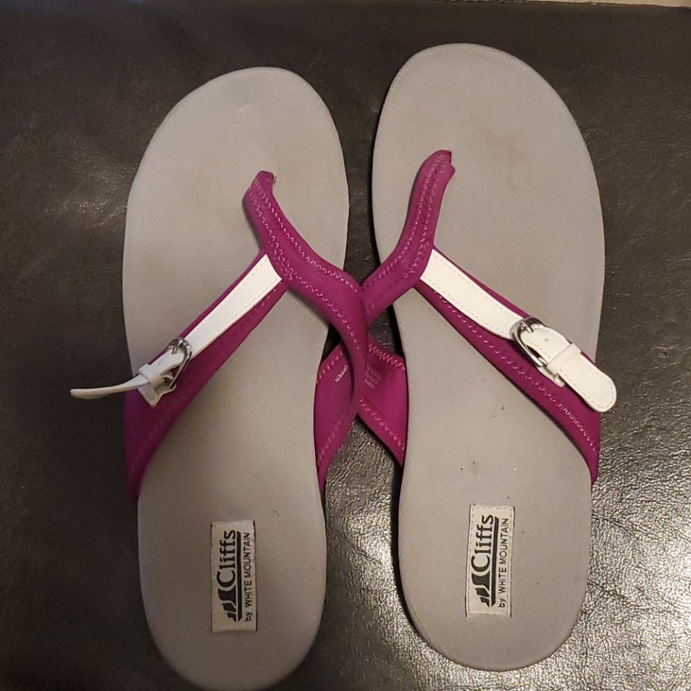 Stylish flip flops